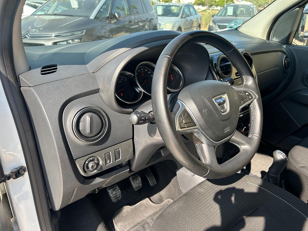 DACIA LODGY AMBIENTE 1.2 TCE SPANISH LHD IN SPAIN ONLY 47000 MILES 7 SEATS 2017